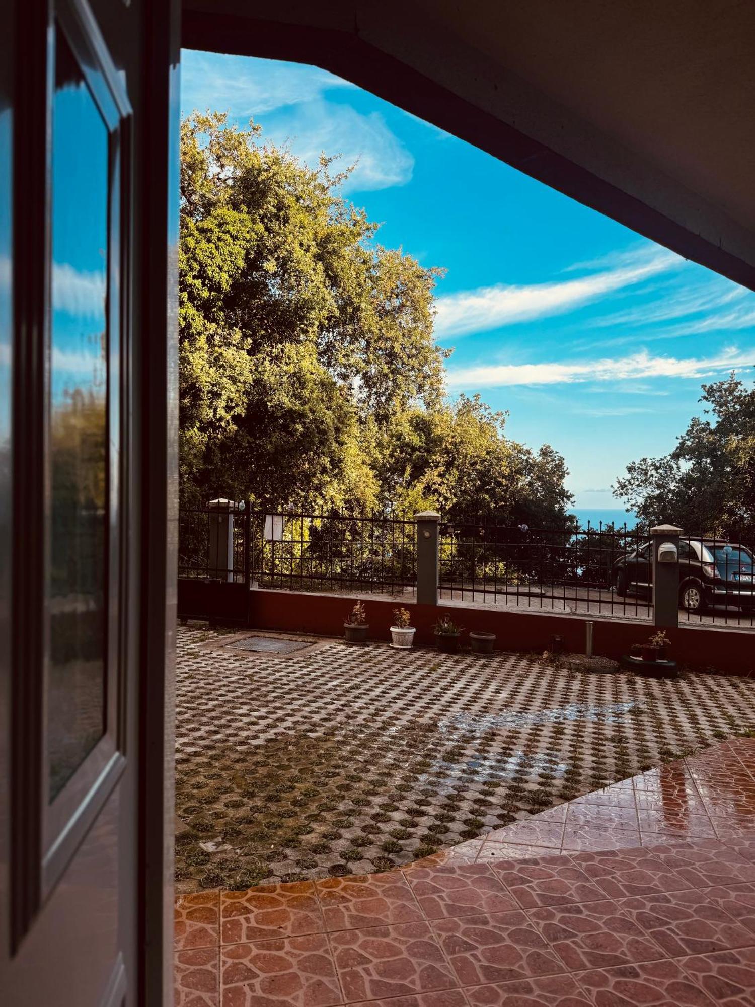 Budva Felix Suites المظهر الخارجي الصورة