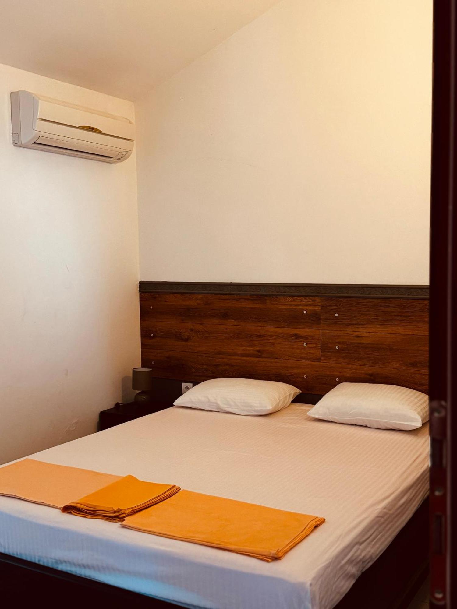 Budva Felix Suites المظهر الخارجي الصورة