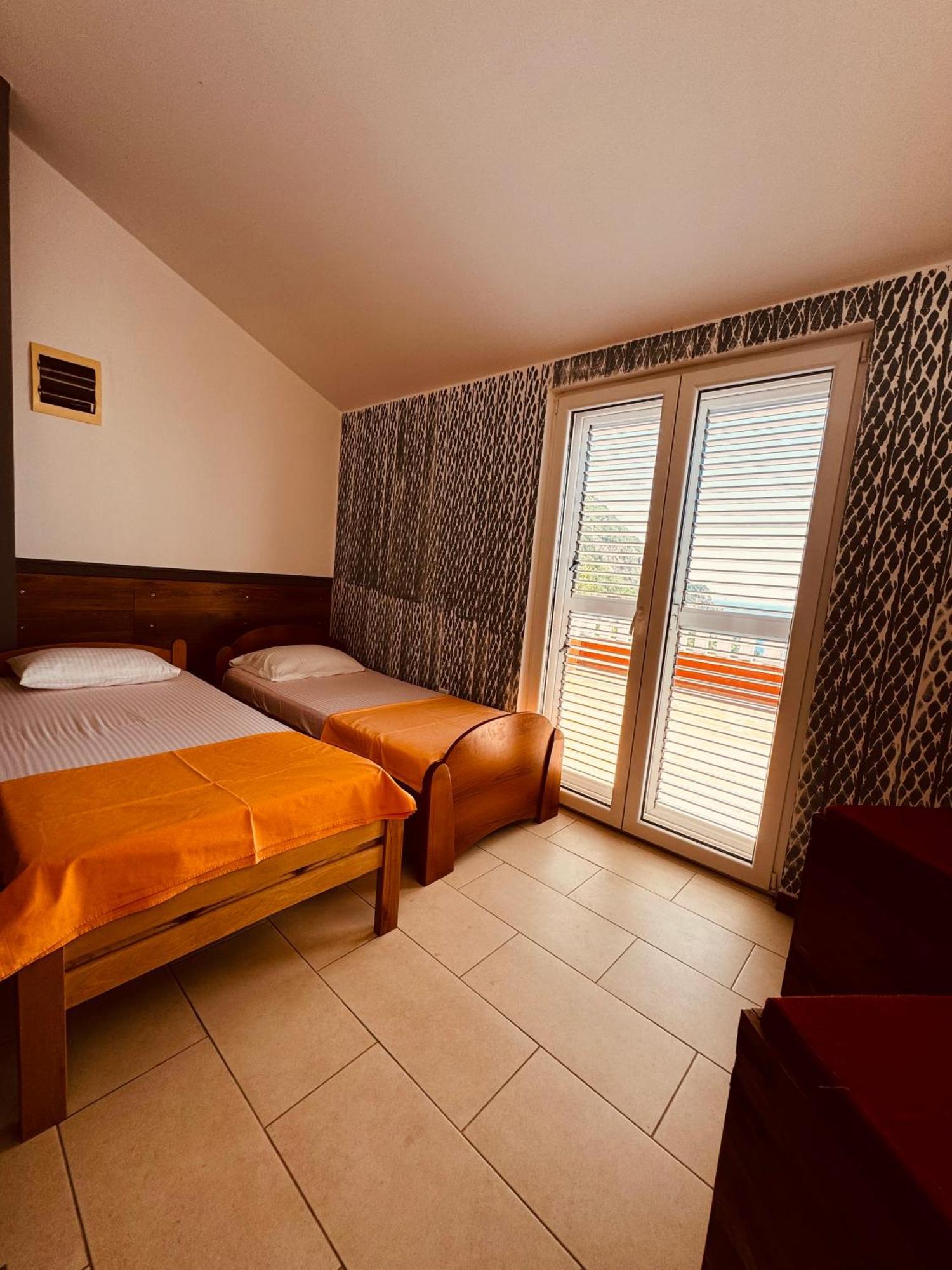Budva Felix Suites المظهر الخارجي الصورة