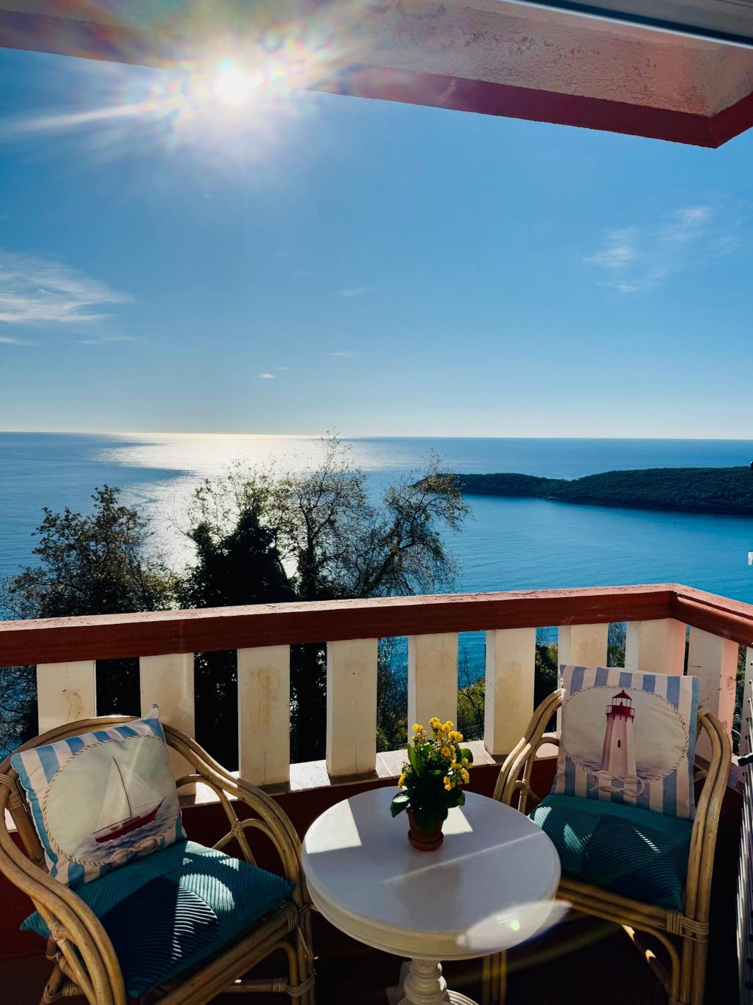 Budva Felix Suites المظهر الخارجي الصورة