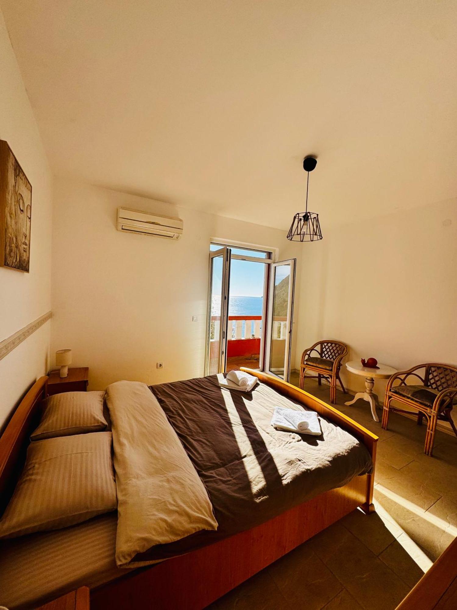 Budva Felix Suites المظهر الخارجي الصورة