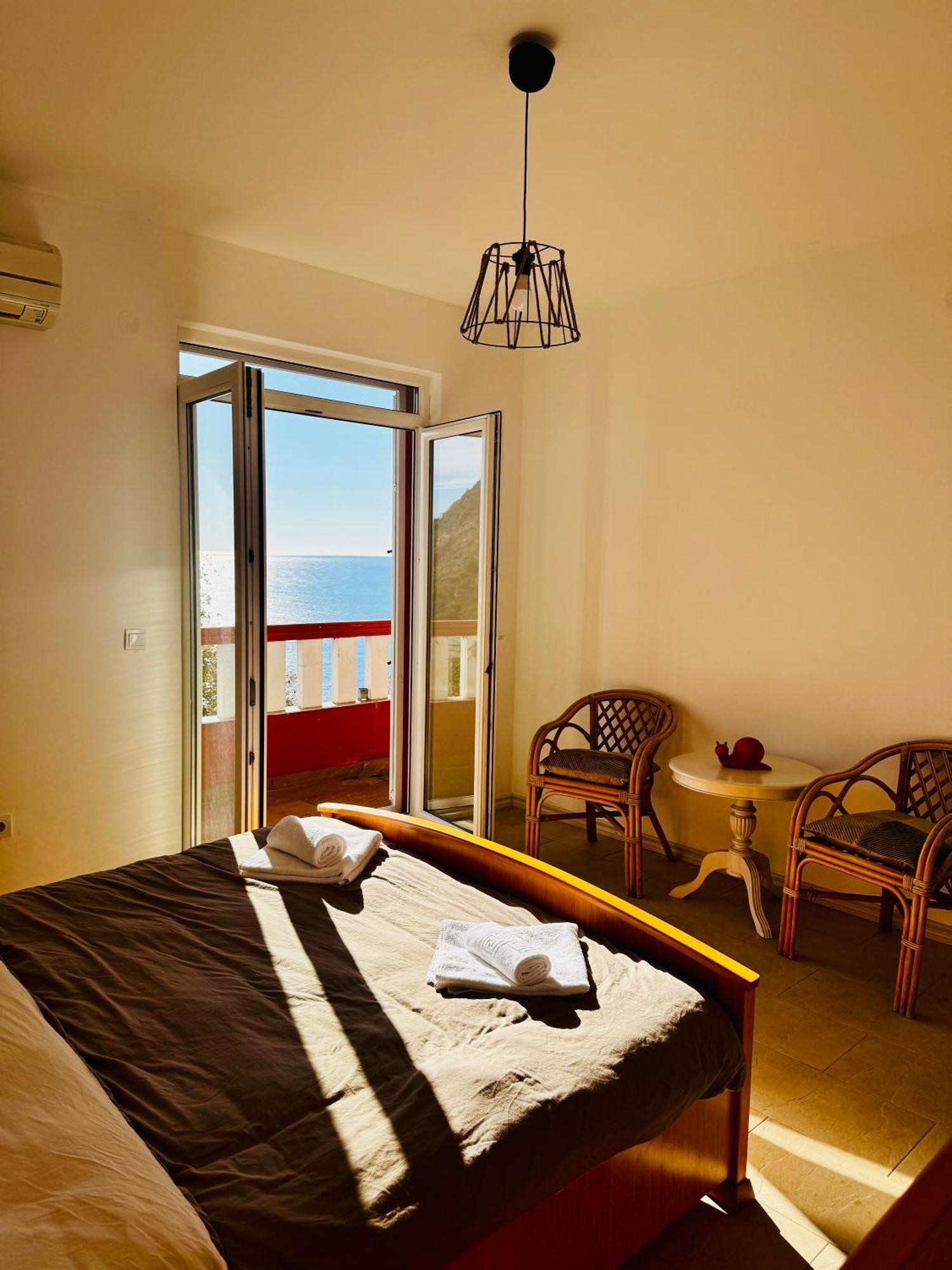 Budva Felix Suites المظهر الخارجي الصورة