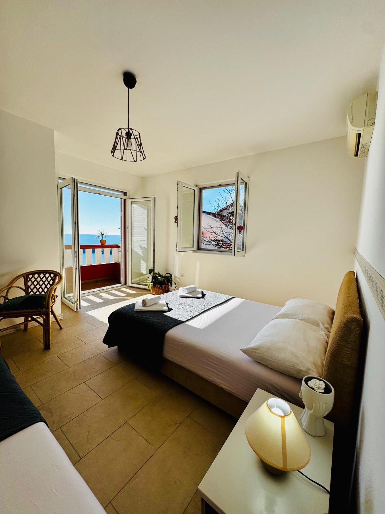 Budva Felix Suites المظهر الخارجي الصورة