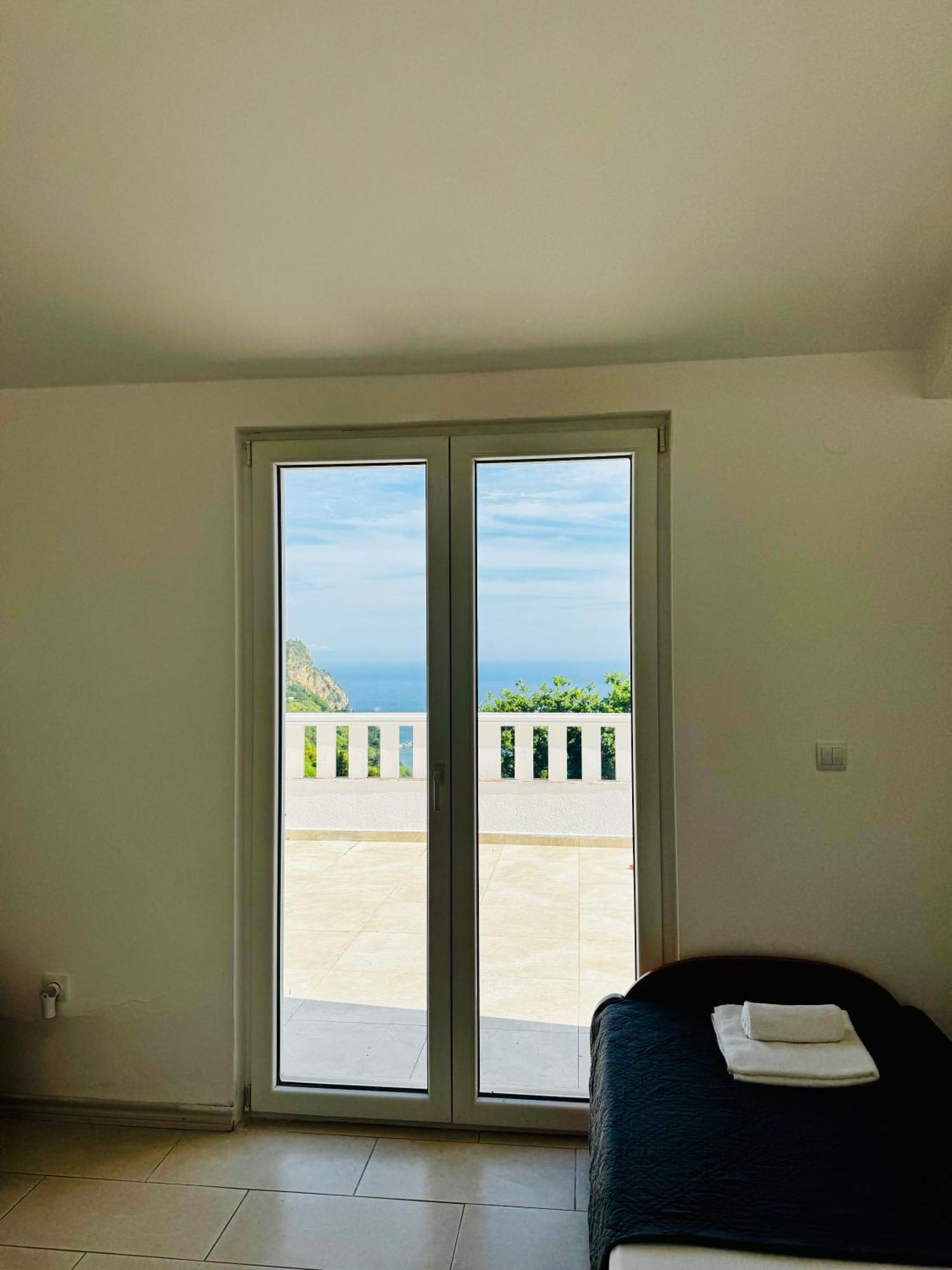 Budva Felix Suites المظهر الخارجي الصورة