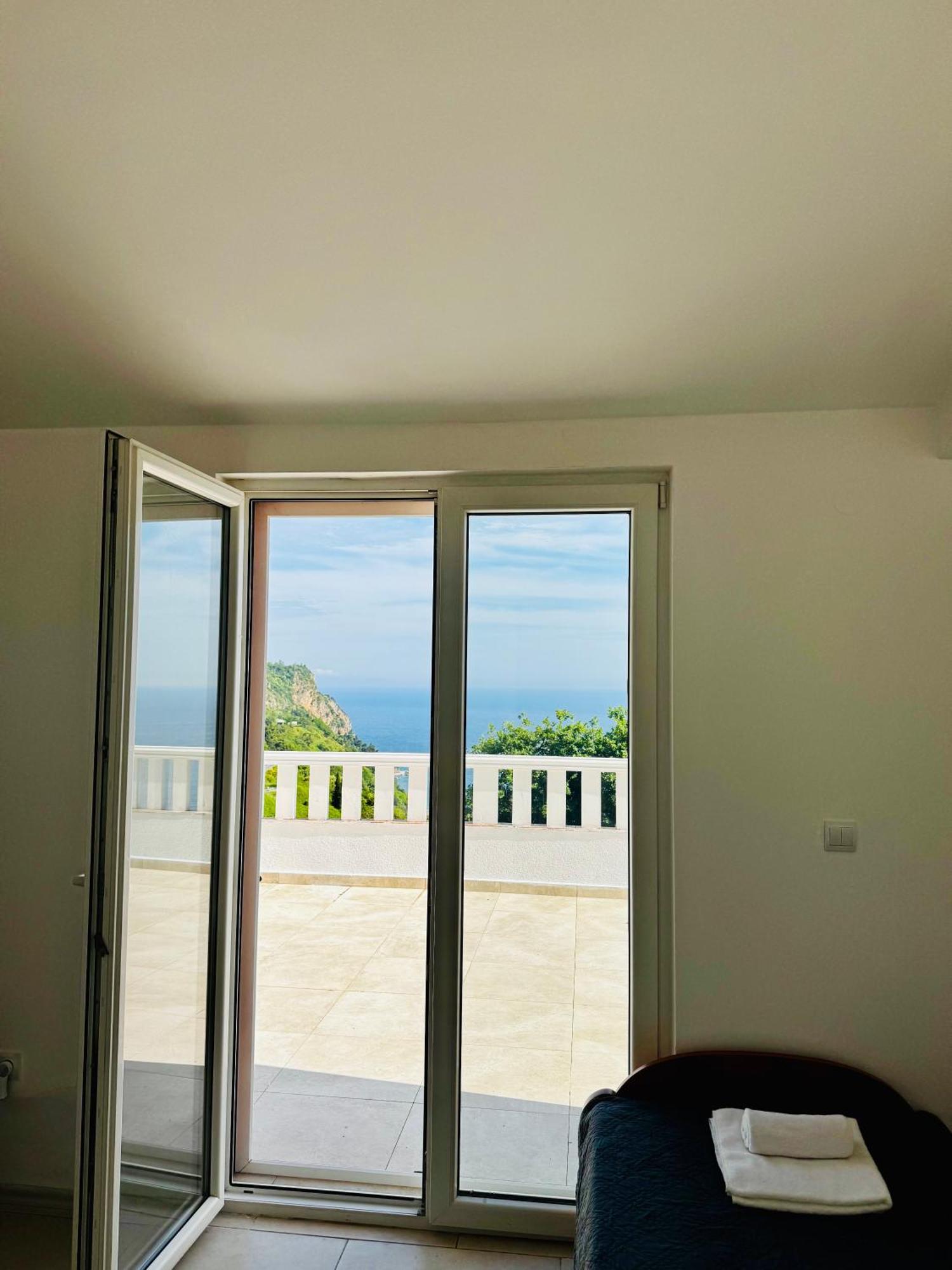 Budva Felix Suites المظهر الخارجي الصورة
